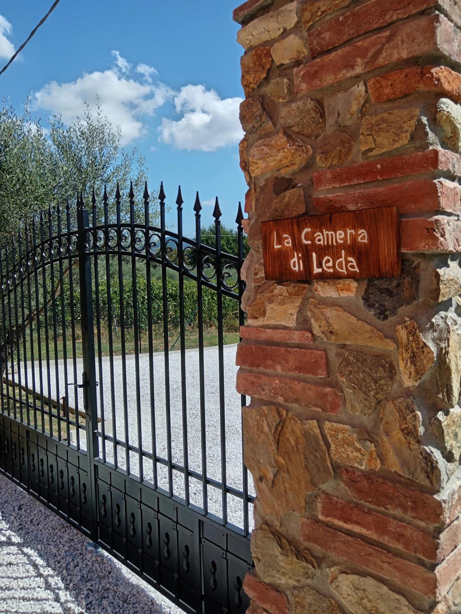 Casale - La Camera Di Leda Lamporecchio Eksteriør bilde